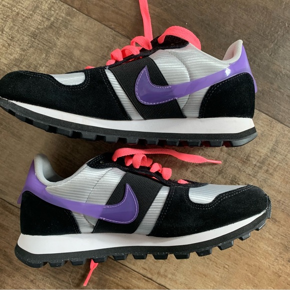 Nike V Love OX platinum and violet sneakers - Picture 3 of 10